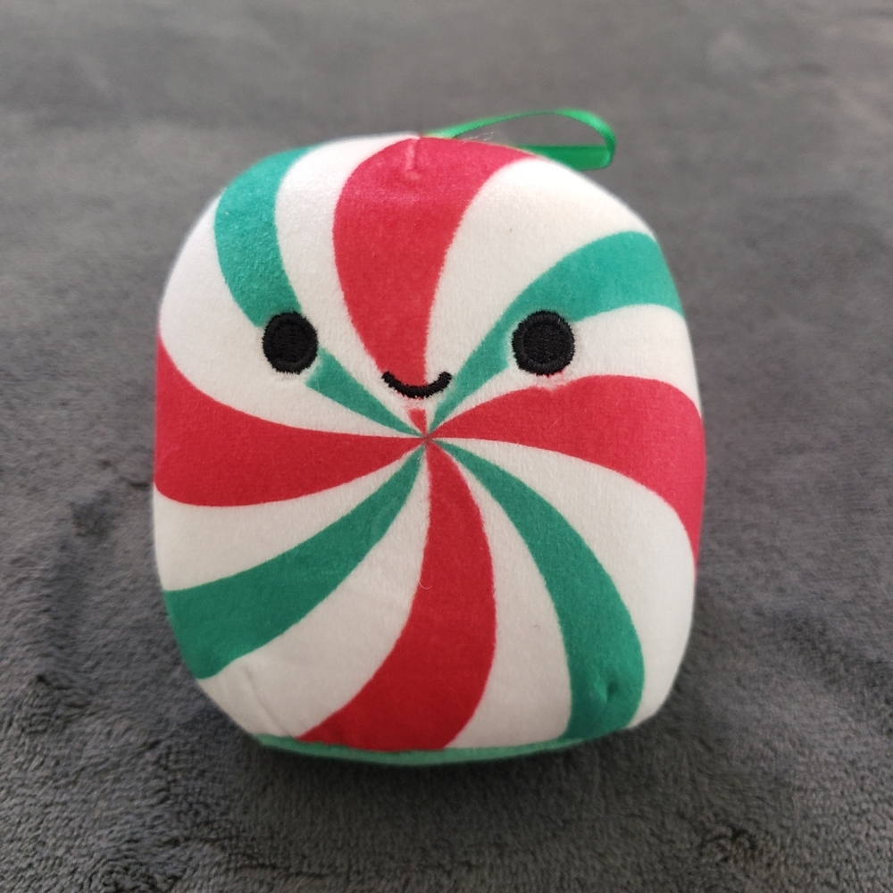 Squishmallows Dulce Peppermint Candy Christmas Plush Ornament 4 inch